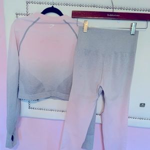 Gymshark women’s seamless xs leggings crop top